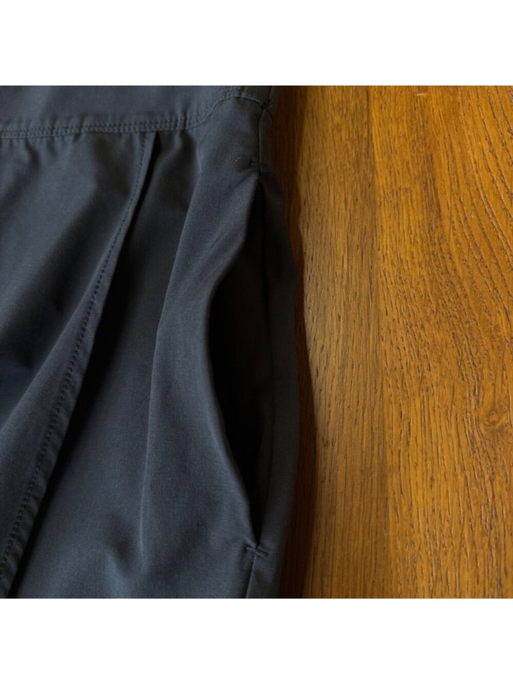 ALO YOGA Clubhouse Skirt Black Womens XS Tennis Skort Athletic Athleisure Golf - Picture 4 of 9